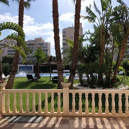 Frente Al Mar